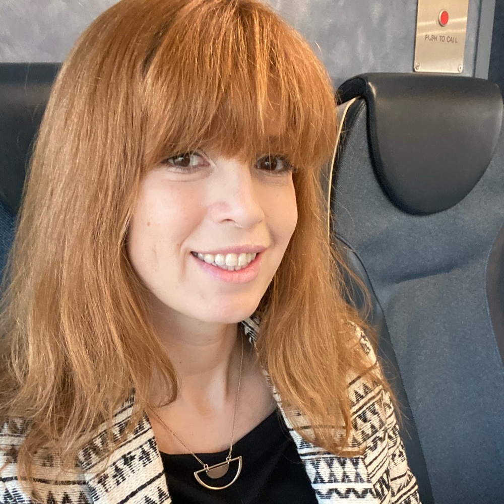 Meet your Posher, Genevieve